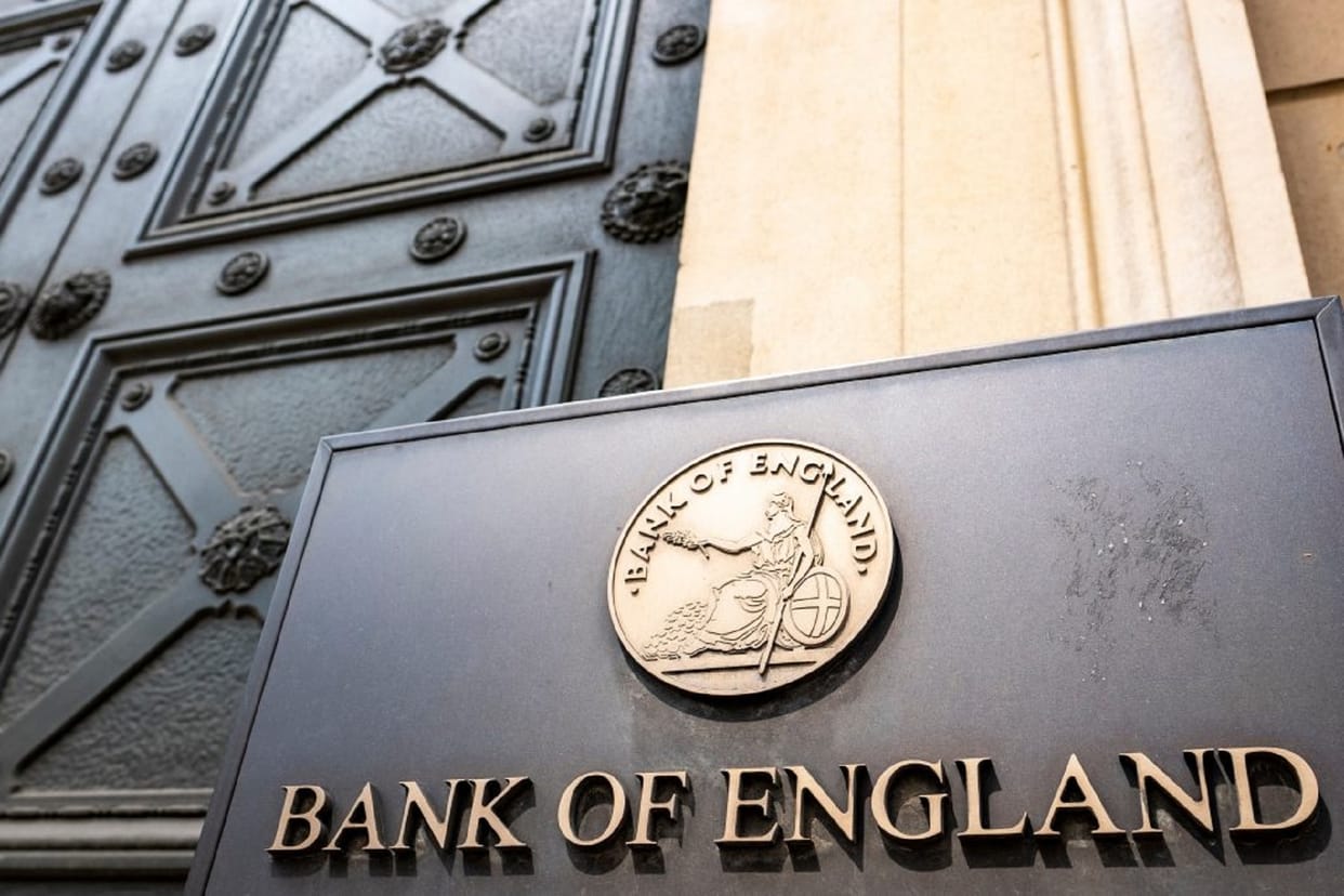 Britain Economic recession: economy will shrink for the next several months due to rising interest rates