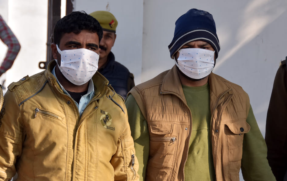 Two accused arrested for cutting bills by making fake firm