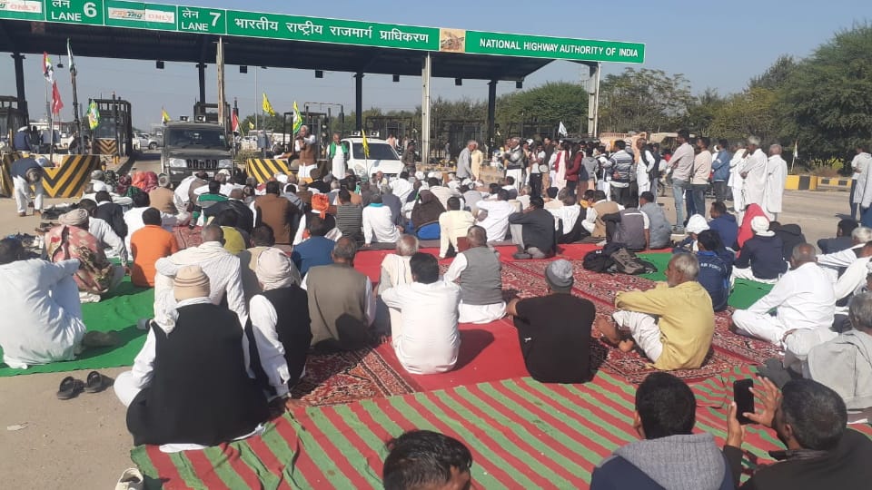 Fourth round of talks between farmers and administrative officials in Hisar