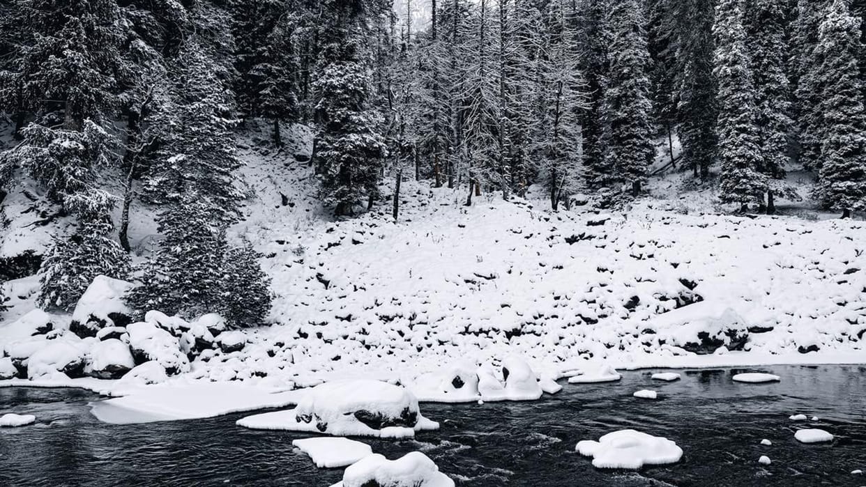 jammu kashmir weather Chille Kalan knocked in valley coldest night of season recorded in Srinagar