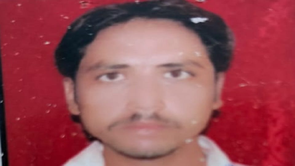Dead body of a young man found in the kitchen of Hotel Royal Residency Aligarh