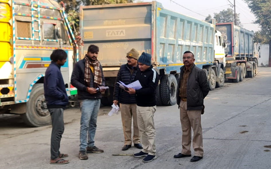 Seize action on 15 overloaded vehicles, fined