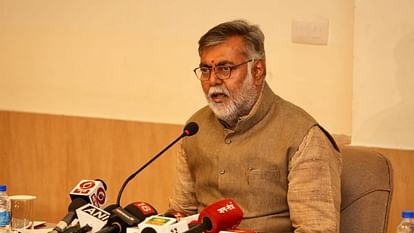 MP Election: सीएम चेहरे के सवाल पर प्रह्लाद पटेल बोले, चुनाव के बाद नेतृत्व जो तय करेगा, उसका पालन करेंगे़ Central Minister Prahlad Patel says leadership will decide CM MP Election News