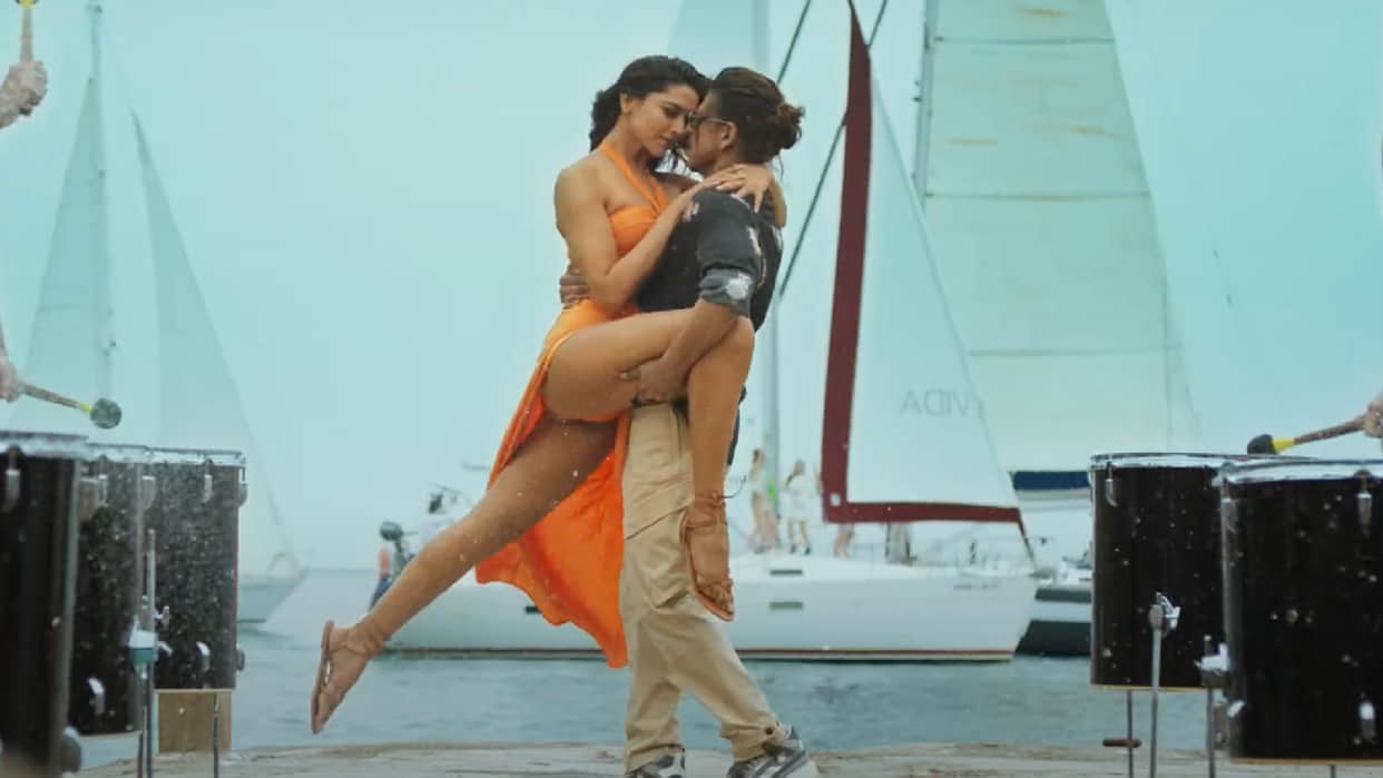 Pathaan besharam rang Deepika Padukone old video from bajirao mastani on color religion getting viral