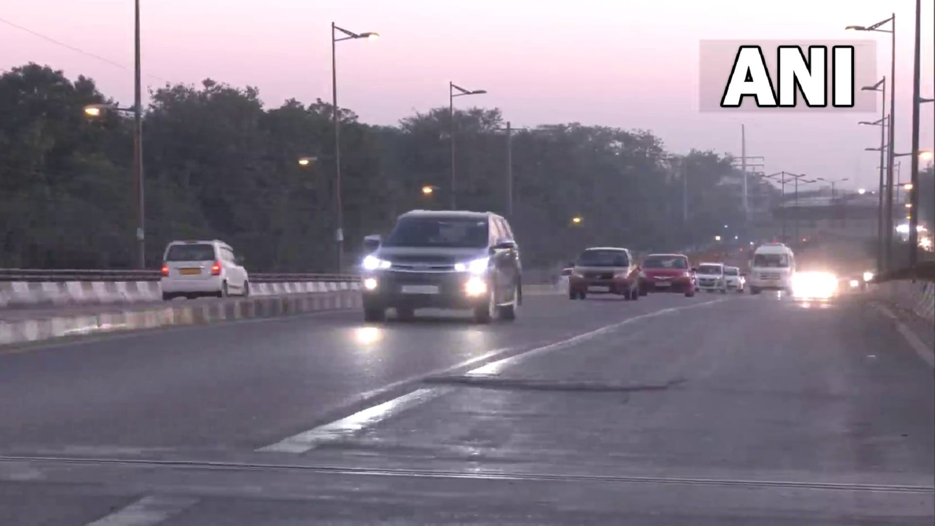 Colder than Shimla in Delhi pollution suffocated on Sunday