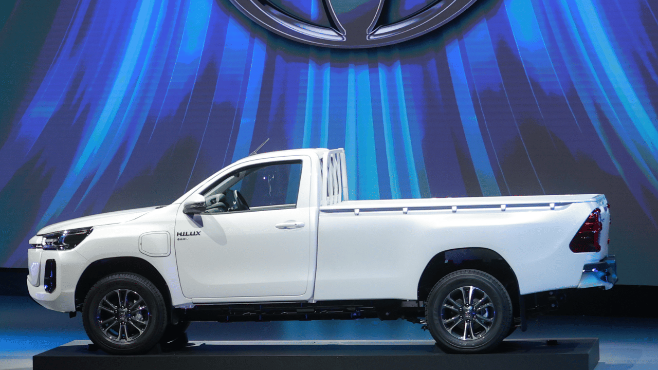 Toyota is also preparing electric vehicle, company introduced concept electric vehicle in thailand