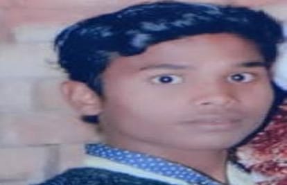 suicide in vanarasi husband in estrangement with wife railway worker in love affair and weaver suicide