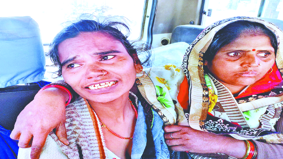 Woman accuses husband of keeping her hostage for seven days in firozabad