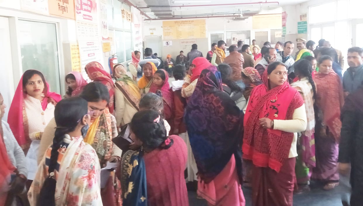 asha bahu,gonda,District  Hospital,hungama