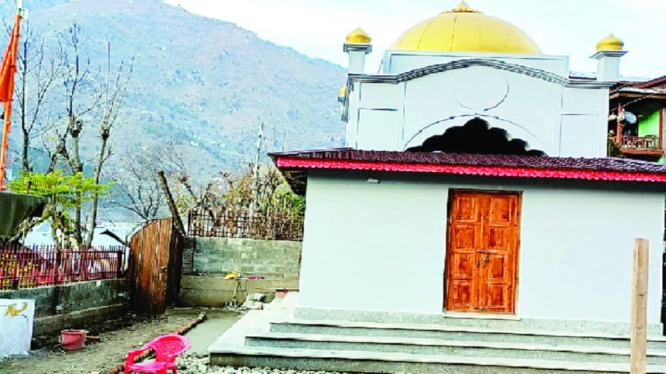 Gurudwara built in Teetwal village on LoC, Gurbani will resonate till Chiliana in Pakistan