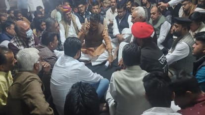 Jodhpur cylinder blast updates deceased family protested for compensation