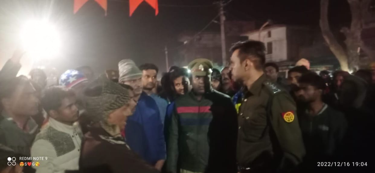 an old woman died in fighting road jam