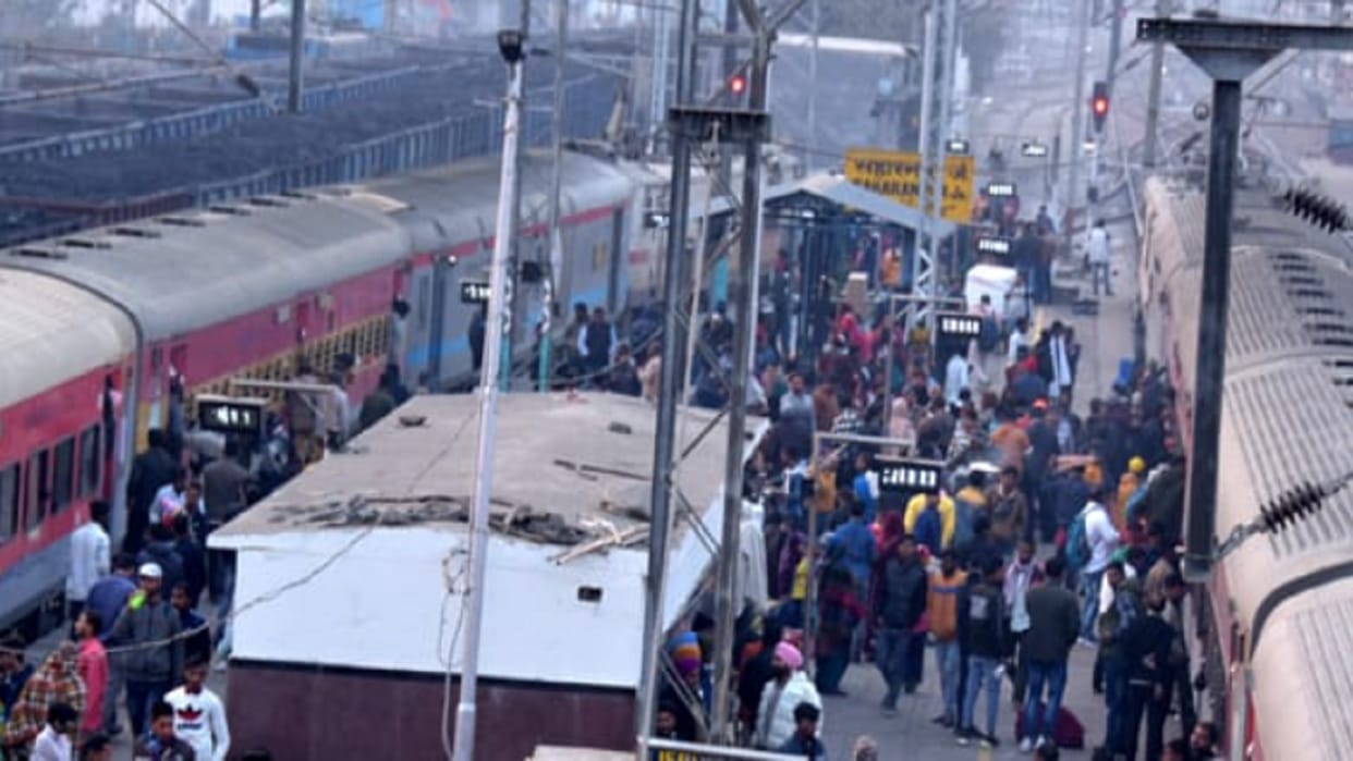Saharanpur: expressway trains were affected for three hours due to the breakdown of overhead equipment