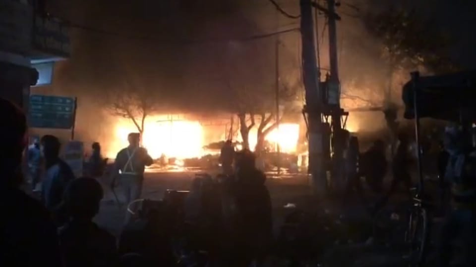 Fire after Cylinder burst in Ludhiana