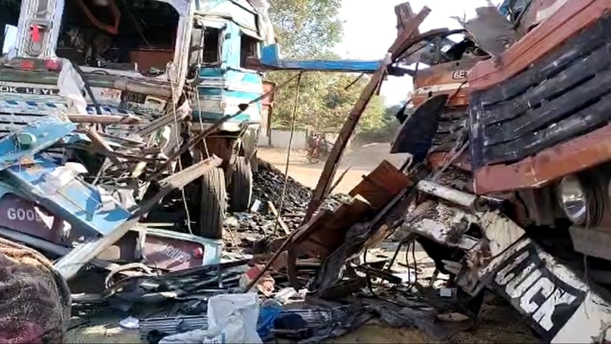 One killed in a face- to-face collision between two trucks in Korba