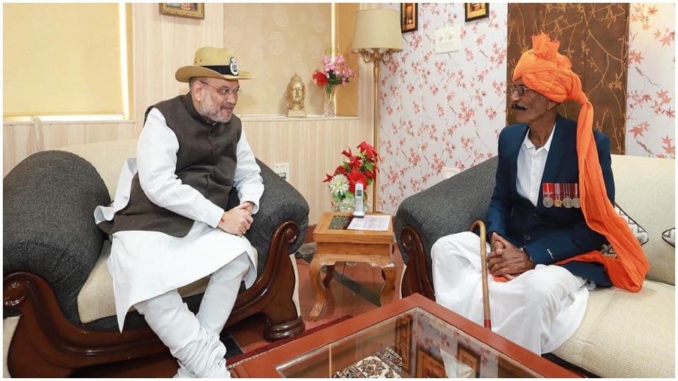 vijay diwas 2022 1971 Indo-Pak war Hero Bhairo Singh admitted to hospital in Jodhpur PM Modi