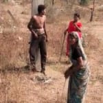 खंडवा में शराबी युवक को खंभे से बांधकर पीटा गया।