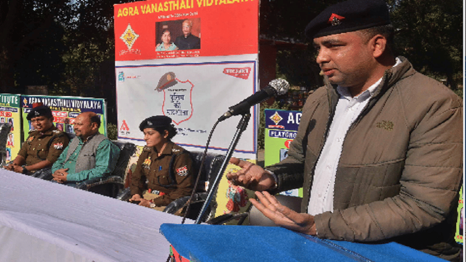 Amar Ujala Police Ki Pathshala Held In Banasthali School Agra
