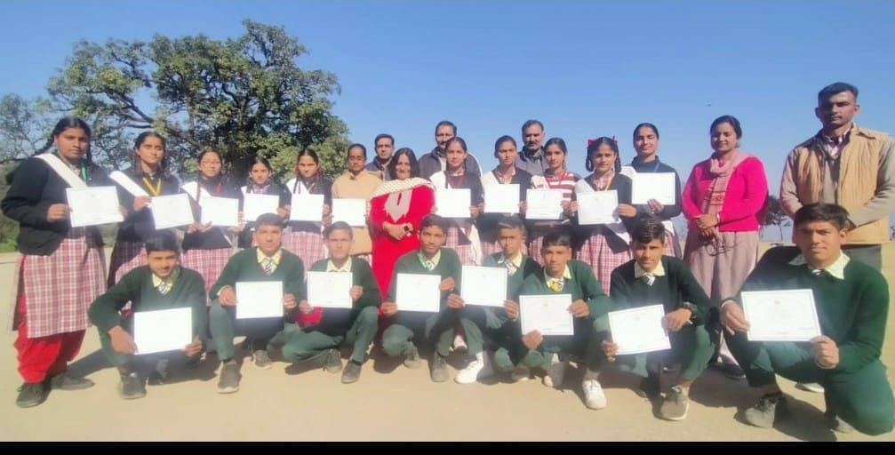 bilaspur news himachal news Merit certificates distributed to 26 students of Jejwin School