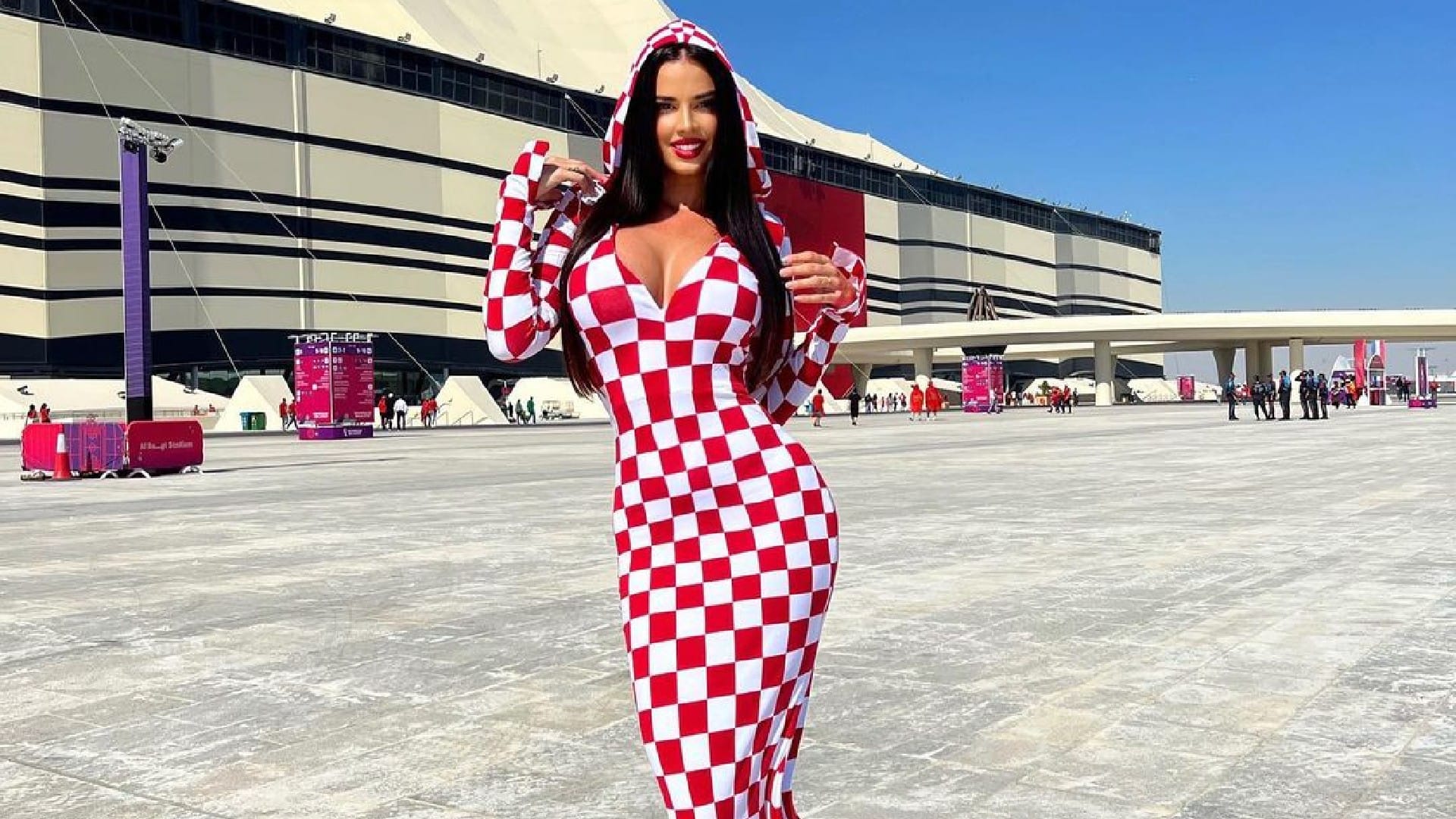 Who Is FIFA World Cup 2022 Most Popular fan Ivana Knoll look her Glamorous photos