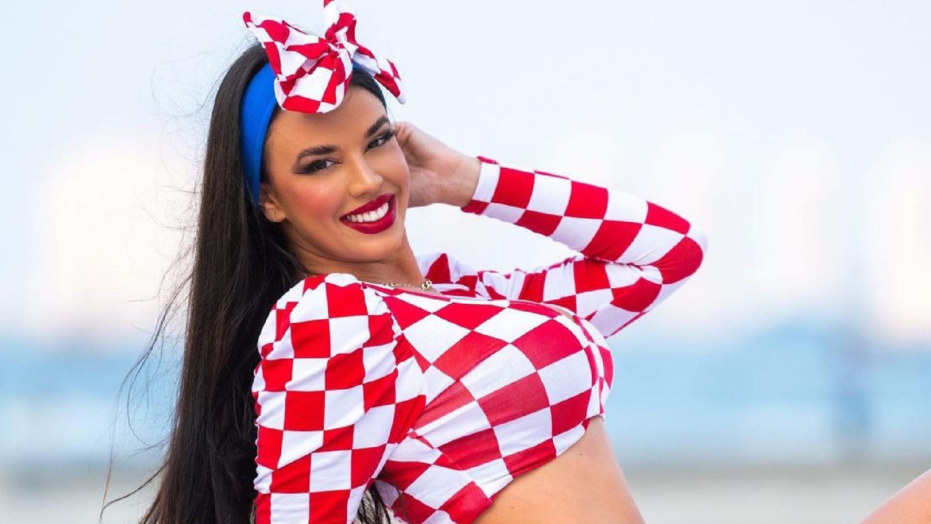 Who Is FIFA World Cup 2022 Most Popular fan Ivana Knoll look her Glamorous photos