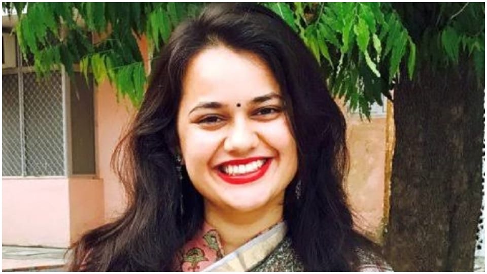 Jaisalmer Collector Tina Dabi Surprised Everyone in Rajasthani Style Viral Video