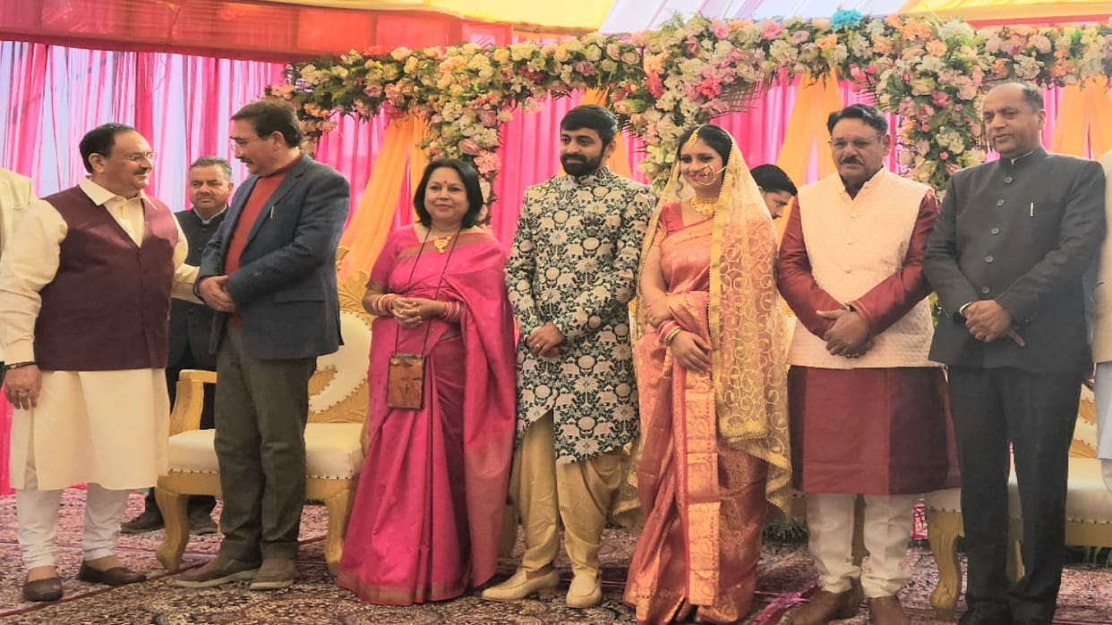 Former CM Jairam arrived at the wedding ceremony of JP Nadda's niece in Bilaspur