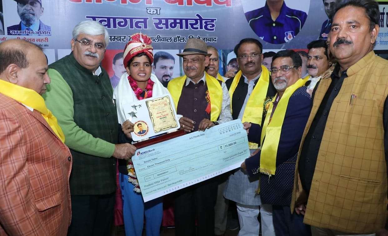 Sonam honored for being selected in the Indian cricket team
