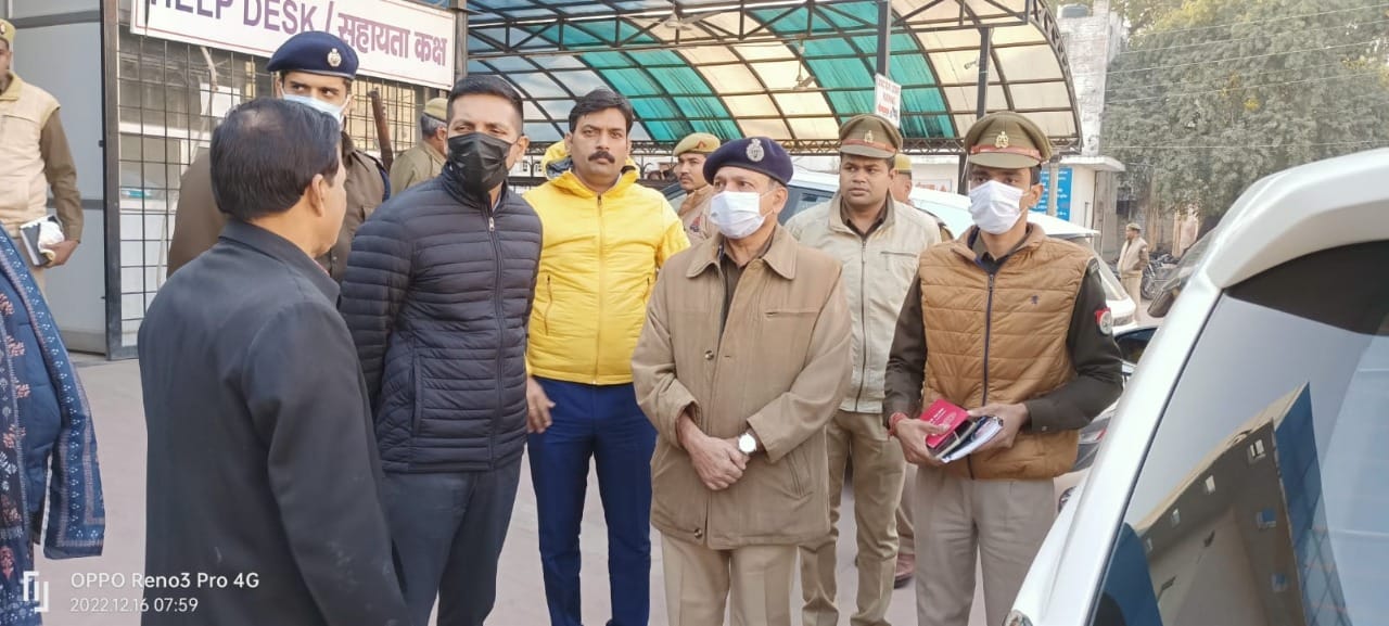 Kanpur fire: Fire broke out in bicycle seat making factory see photos