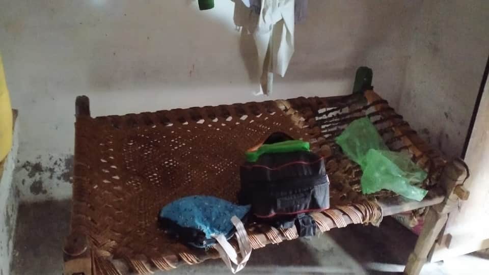 Husband killed his wife by hitting her with an ax in front of son in mathura