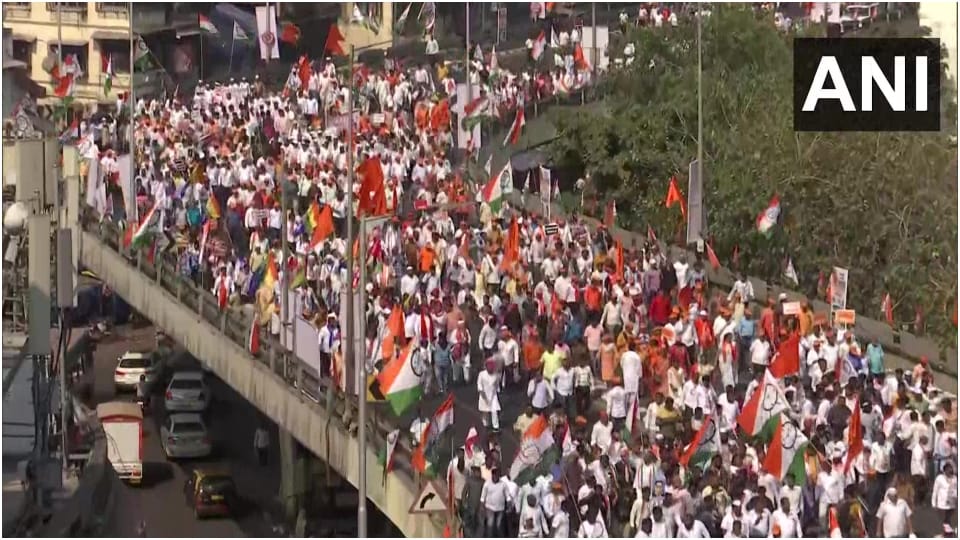 MVA holds protest march in Mumbai against the Eknath Shinde government and Governor BS Koshyari