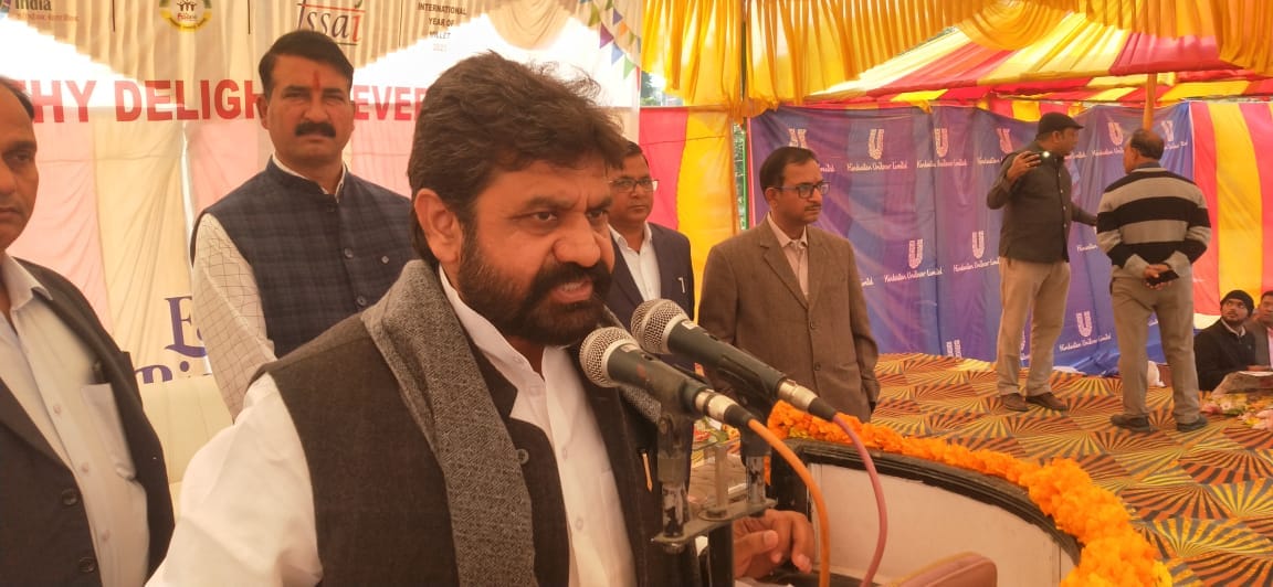 Ayodhya News Minister did not reach practical duty, exam cancelled in up