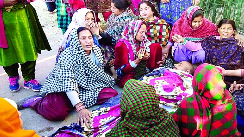 Rajori Firing: Promised to bring goods for children, news of death came after a while