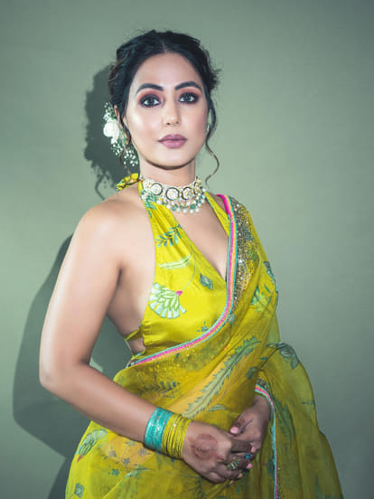 hina khan frantic on netizens who comment on her mecca Umrah know the inside story