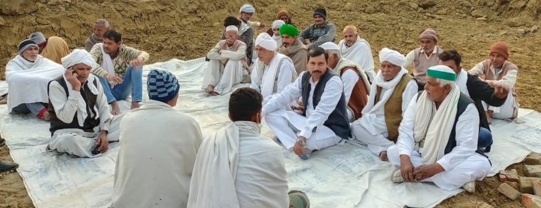 Farmers stopped highway construction work