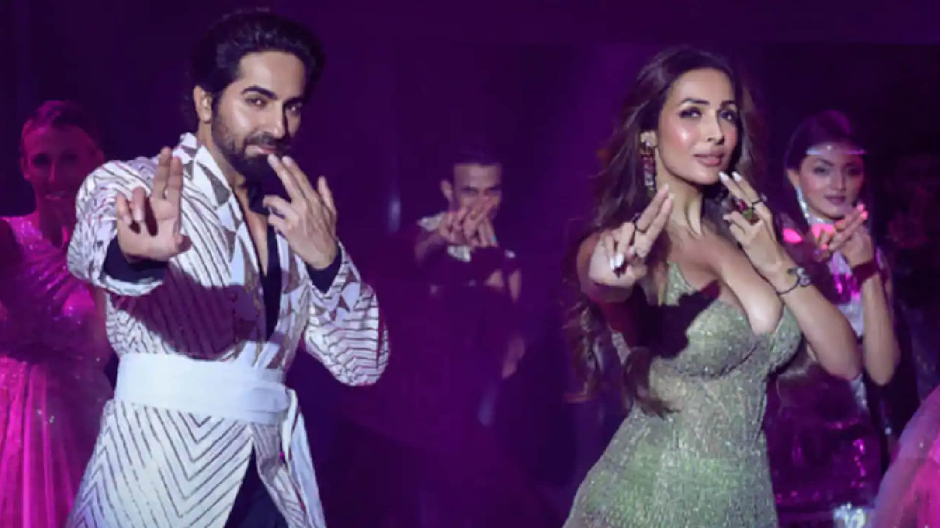 Year Ender 2022 Netizens Slamed Bollywood For Bad Remix songs aap jaisa koi Galliyan Returns jehda Nasha