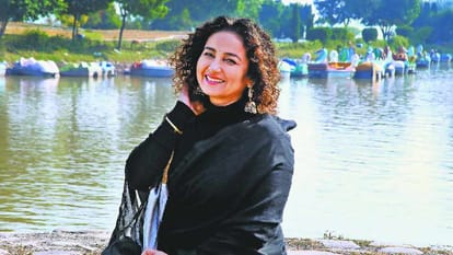 Divya Dutta talks about performing beautiful intimate scenes with Irrfan Khan Manav Kaul says she feels safe