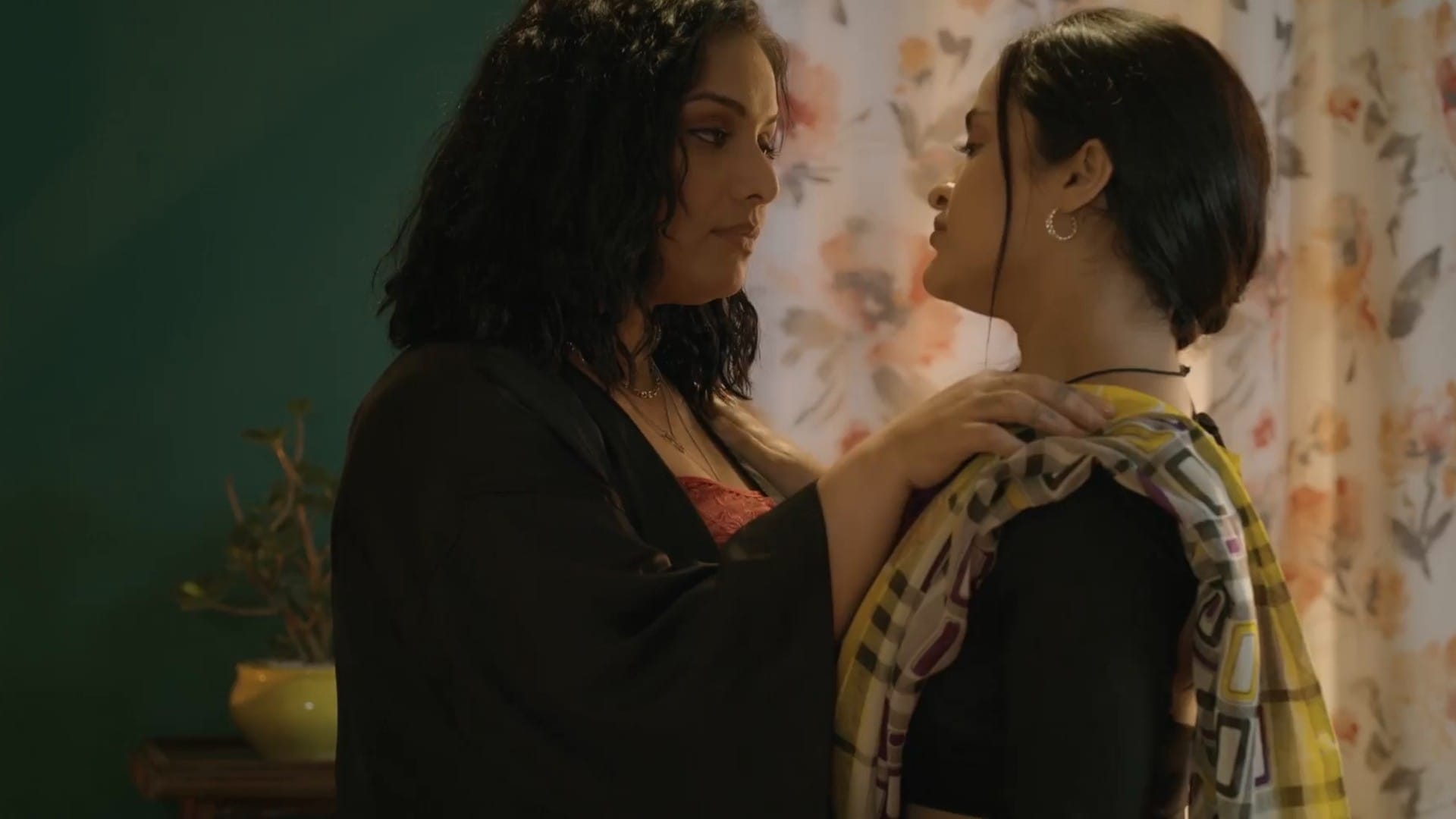 these web series have the most bold and intimate scenes Jalebi baai juli2 love guru part 1