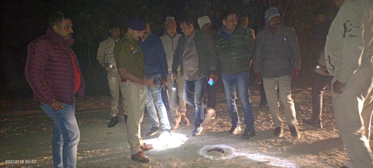 Two arrested including gang leader Pappu in police encounter in Fatehpur