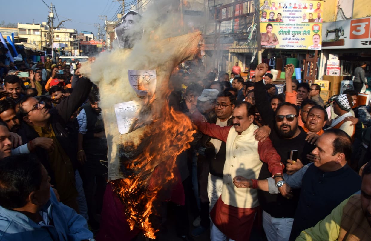 BJP people burnt the effigy of Bilawal Bhutto