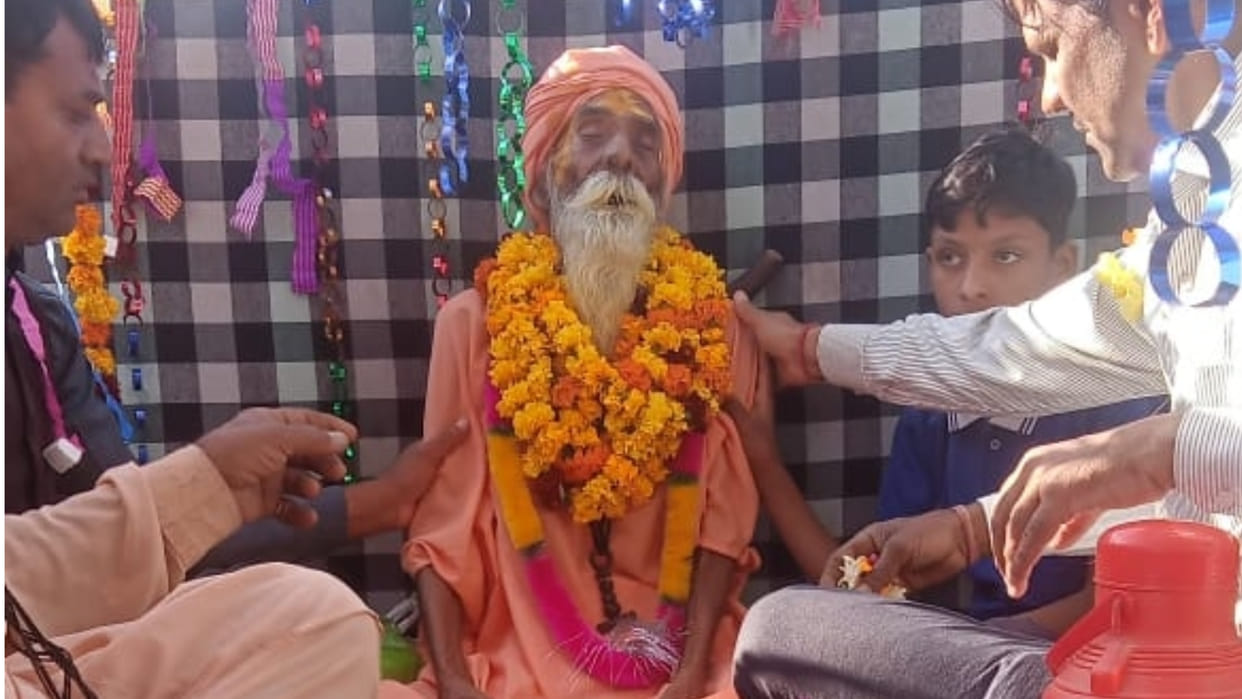 100 year old Saint Mahavir Nath took Samadhi in Mahendragarh