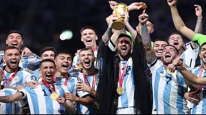 FIFA World Cup: कजाखस्तान-उज्बेकिस्तान 2034 फीफा विश्व कप की मेजबानी करने के इच्छुक, जानें पूरा मामला FIFA World Cup: Kazakhstan-Uzbekistan willing to host 2034 FIFA World Cup, know the whole matter
