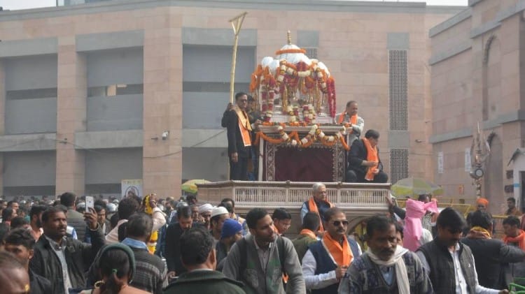 23rd Tirthankar Of Jainism Lord Parshwanath Jayanti Rath Yatra In ...