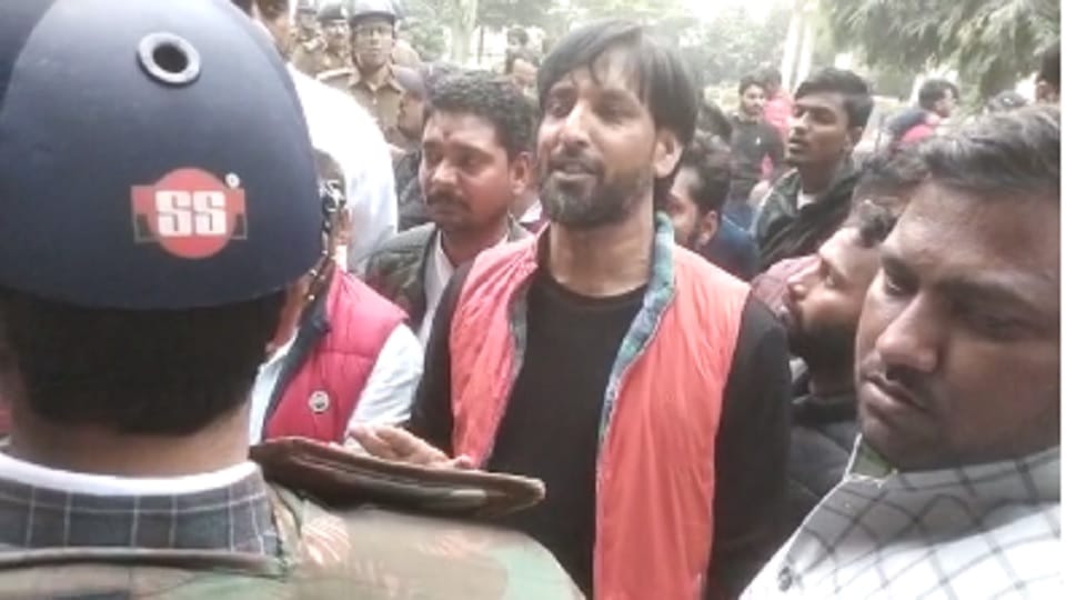 Allahabad University Who is Vivekananda Pathak who had a scuffle with the guards then university started burni