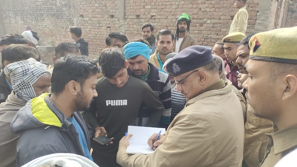 advocate murdered during morning walk in firozabad