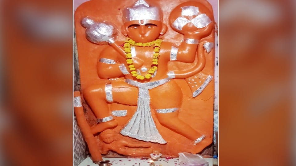 Hanuman ji statue is more than 150 years old in Mathura General Ganj
