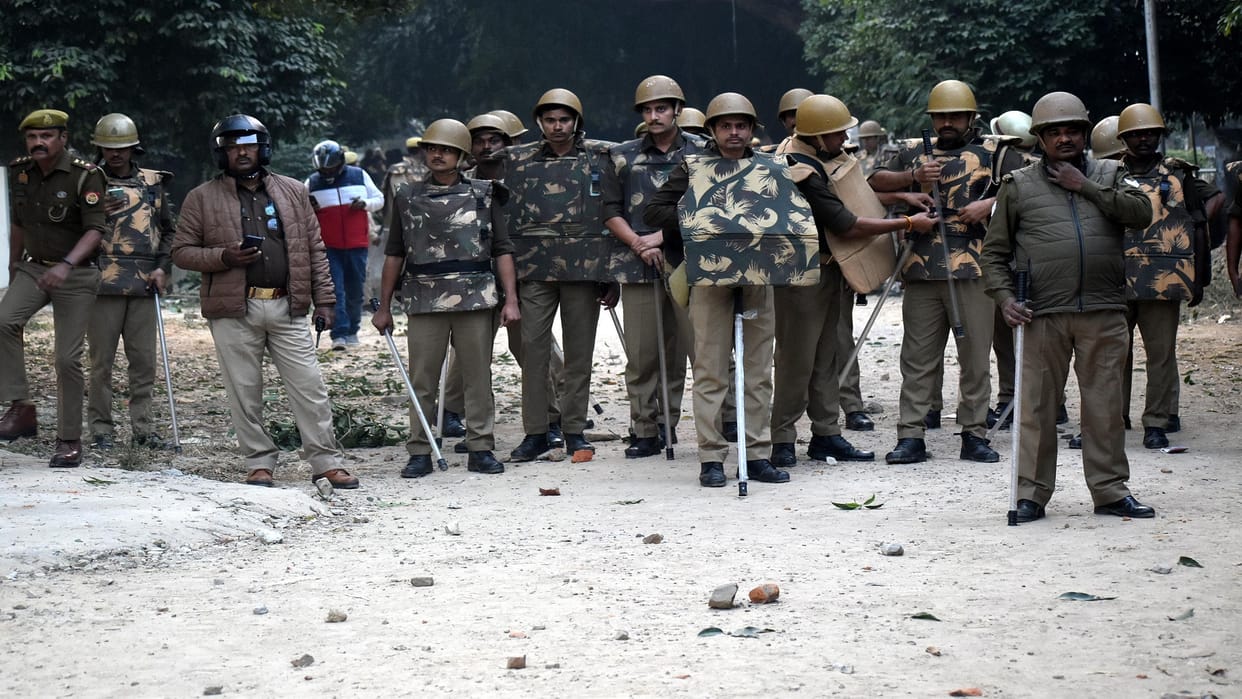 Allahabad University Violence: High Court Bar officials came out in support of student leaders