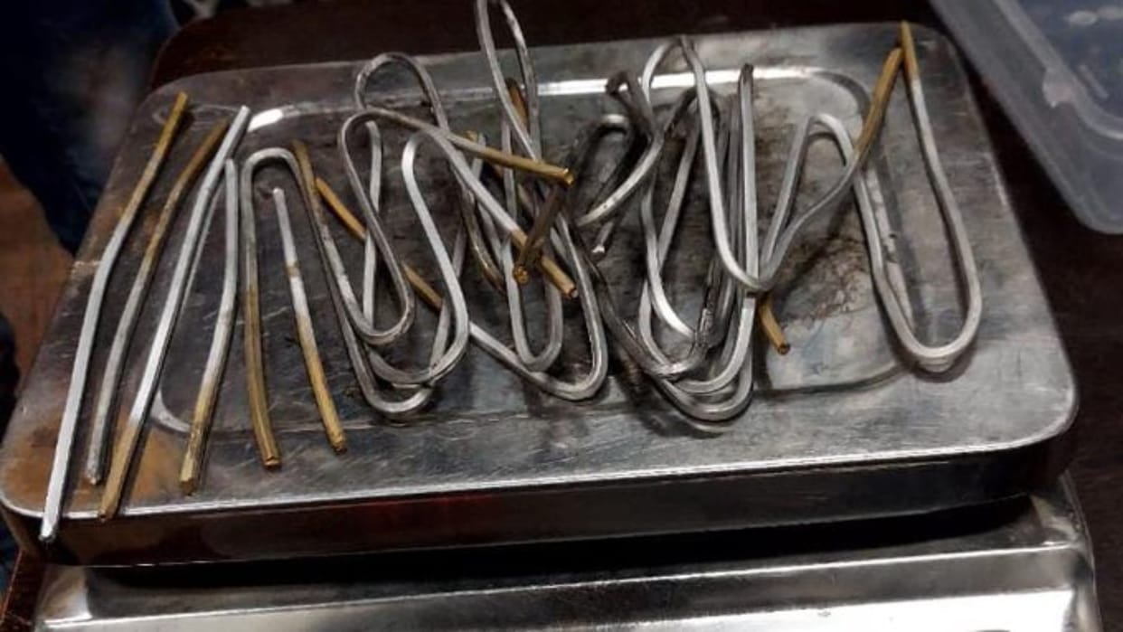 48 lakh gold seized at Jaipur airport Custom officers caught passengers