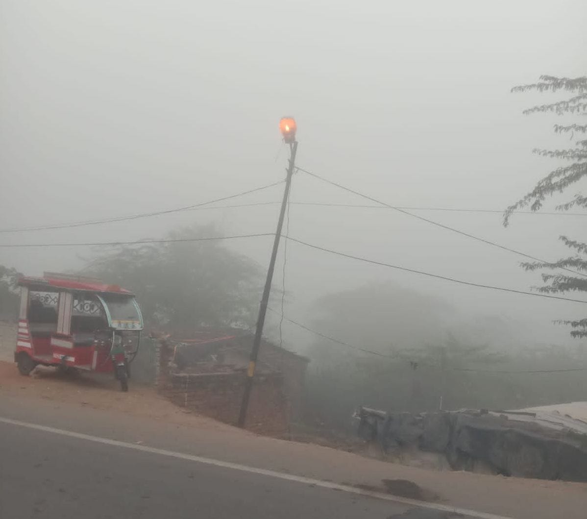 Banda: Snowfall in the mountains... fog and melting increased the cold
