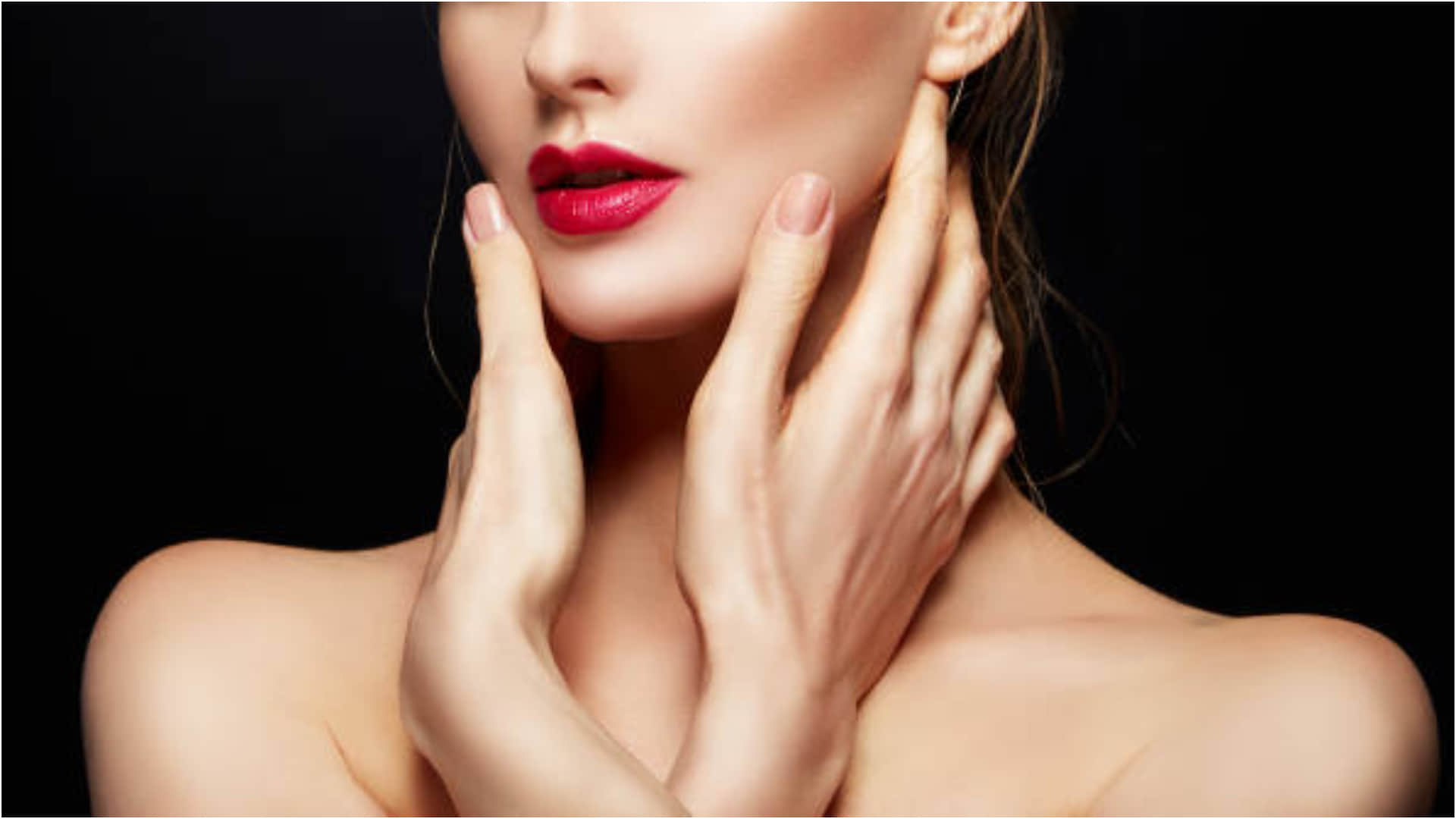 Makeup Tips How to Clean Makeup Product And Accessories in hindi makeup product ki safai kaise karein